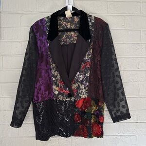 JUDDY KNAPP  Women’s Vintage Blazer Sz SMALL ✨